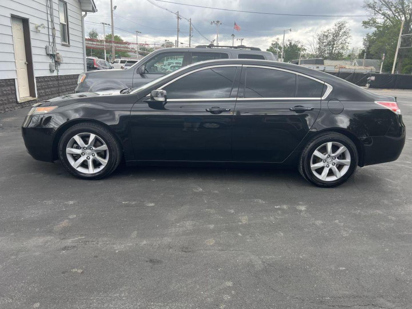 2013 BLACK ACURA TL TECH (19UUA8F54DA) with an 3.5L engine, Automatic transmission, located at 1056 E Riverside Dr, Evansville, IN, 47714, (812) 423-7026, 37.953491, -87.546654 - Photo#0