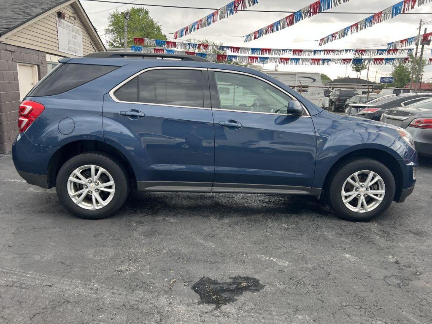 2016 BLUE CHEVROLET EQUINOX LT (2GNFLFEK0G6) with an 2.4L engine, Automatic transmission, located at 1056 E Riverside Dr, Evansville, IN, 47714, (812) 423-7026, 37.953491, -87.546654 - Photo#0