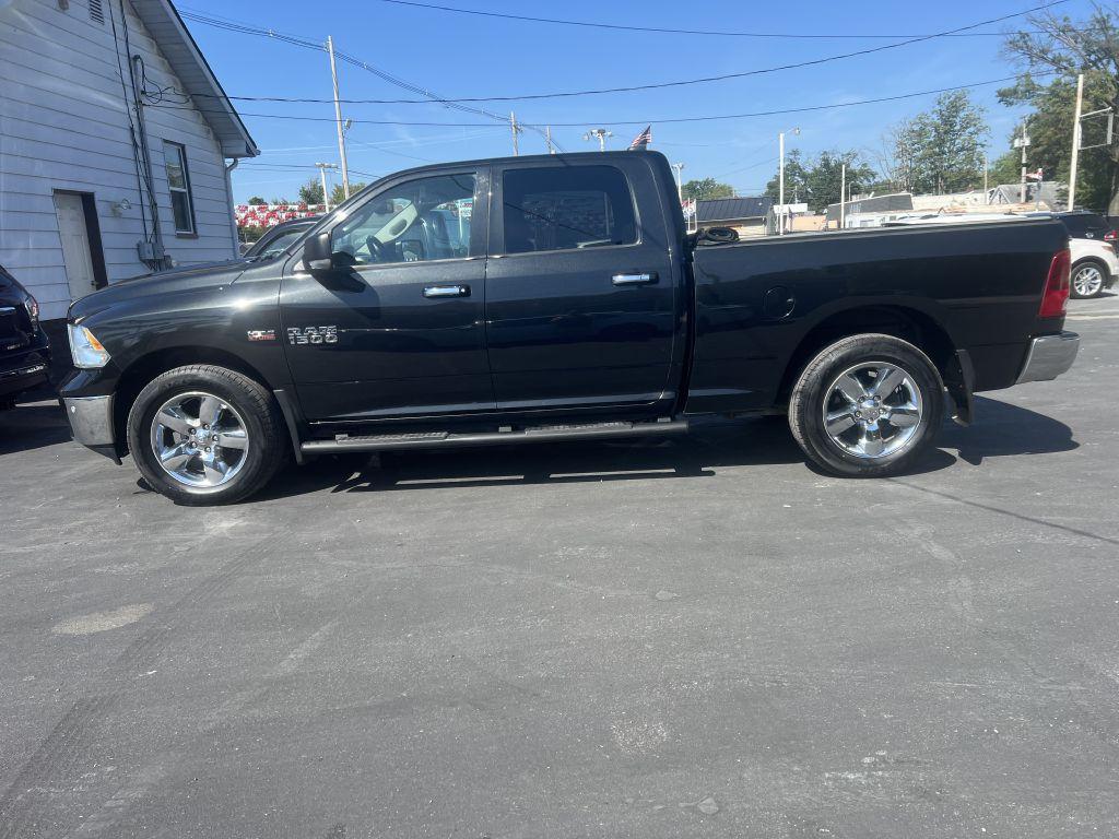 photo of 2016 RAM 1500 SLT
