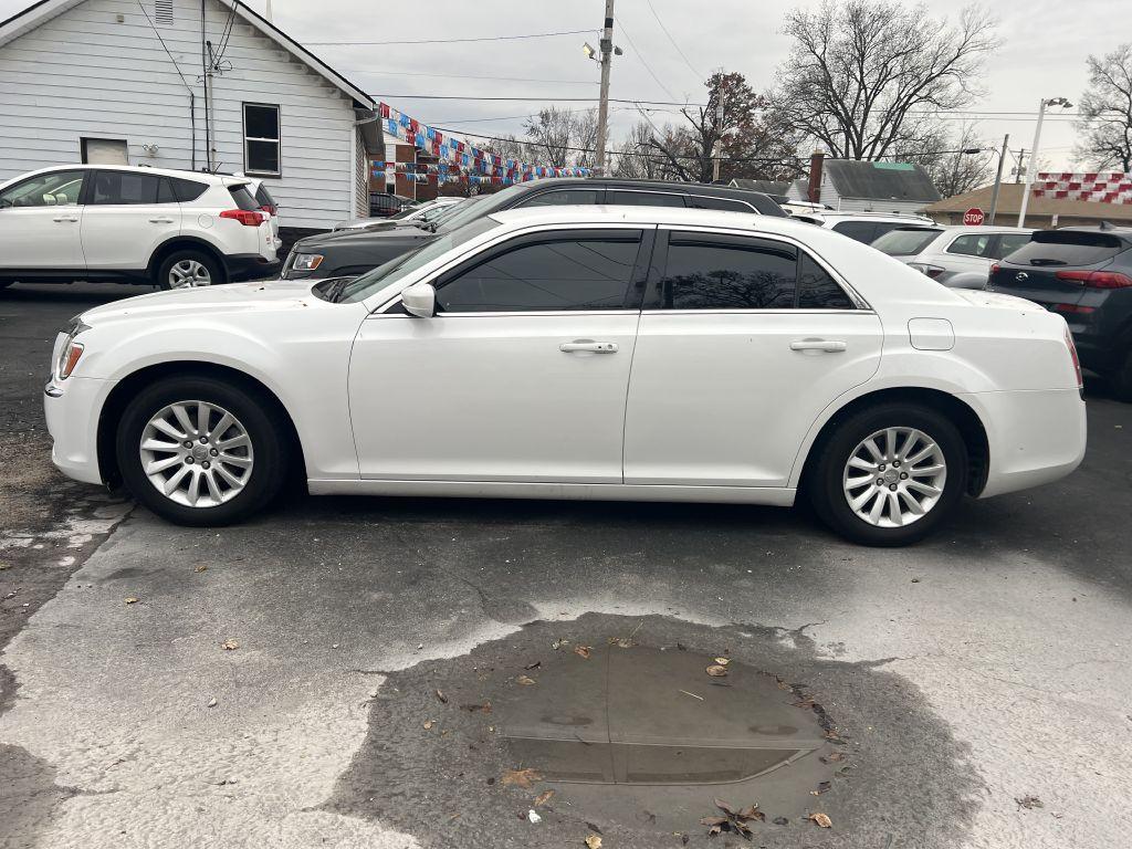 photo of 2013 CHRYSLER 300 