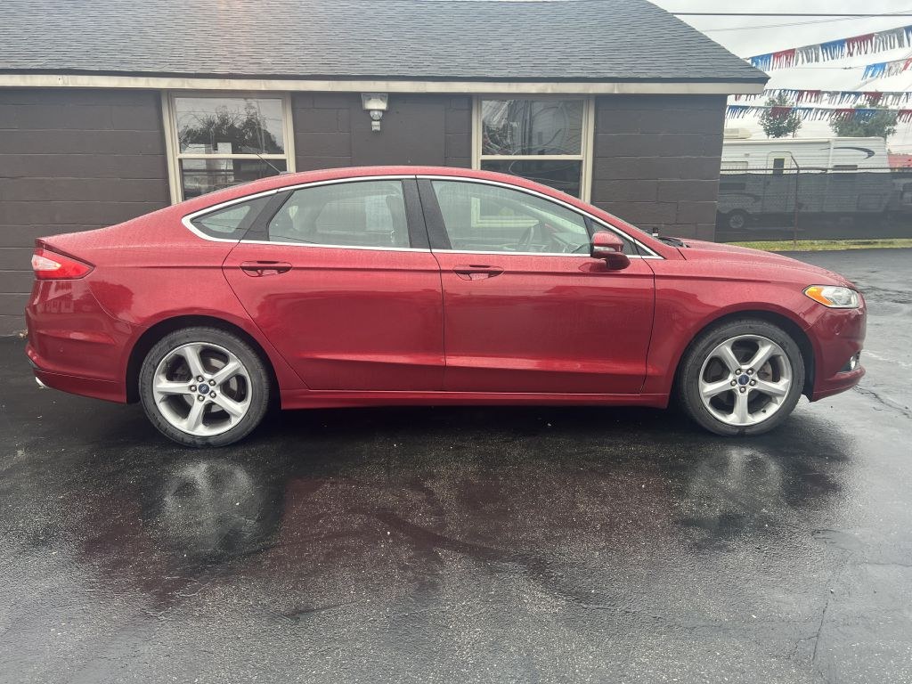 photo of 2014 FORD FUSION SE
