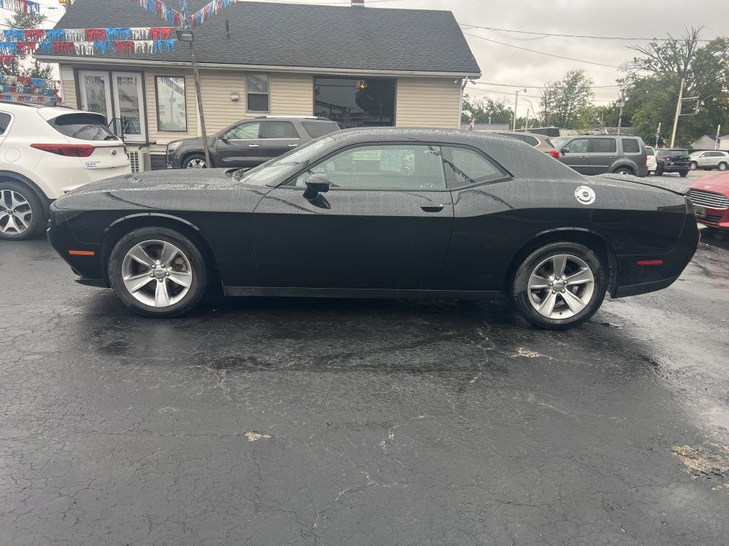 photo of 2021 DODGE CHALLENGER SXT