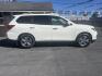 2018 WHITE NISSAN PATHFINDER S (5N1DR2MM5JC) with an 3.5L engine, Continuously Variable transmission, located at 1056 E Riverside Dr, Evansville, IN, 47714, (812) 423-7026, 37.953491, -87.546654- Photo#0