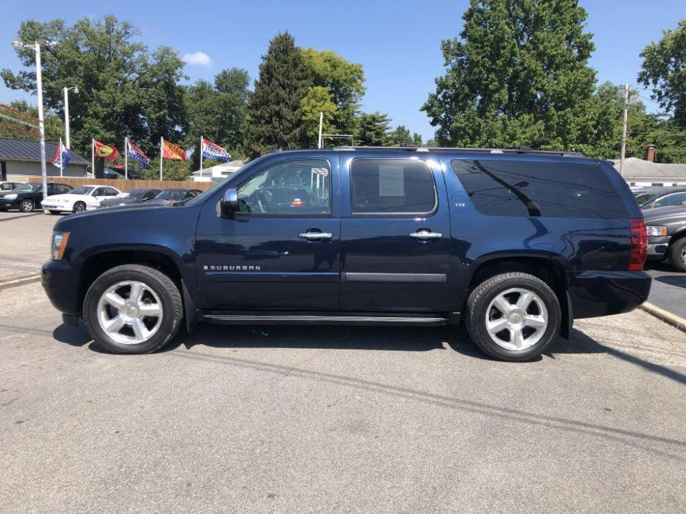 2008 BLUE CHEVROLET SUBURBAN 1500 LS (3GNFK16398G) with an 5.3L engine, Automatic transmission, located at 1056 E Riverside Dr, Evansville, IN, 47714, (812) 423-7026, 0.000000, 0.000000 - Photo #0