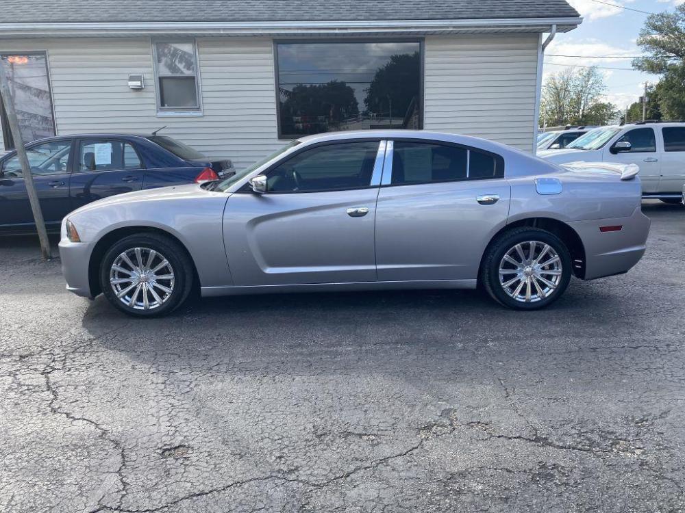 2014 GRAY DODGE CHARGER SE (2C3CDXBG8EH) with an 3.6L engine, Automatic transmission, located at 1056 E Riverside Dr, Evansville, IN, 47714, (812) 423-7026, 0.000000, 0.000000 - Photo #0