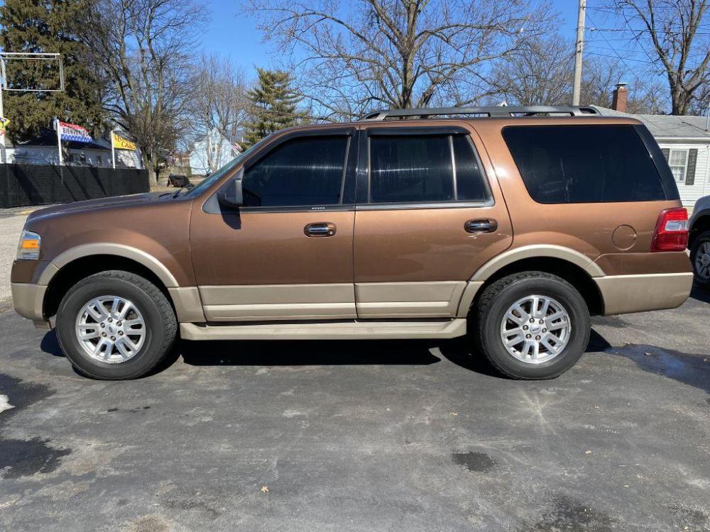 2011 BROWN FORD EXPEDITION XLT (1FMJU1H58BE) with an 5.4L engine, Automatic transmission, located at 1056 E Riverside Dr, Evansville, IN, 47714, (812) 423-7026, 0.000000, 0.000000 - Photo #0