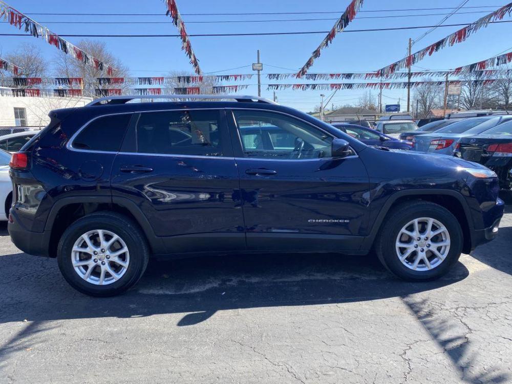 2014 BLUE JEEP CHEROKEE LATITUDE (1C4PJMCB3EW) with an 2.4L engine, Automatic transmission, located at 1056 E Riverside Dr, Evansville, IN, 47714, (812) 423-7026, 0.000000, 0.000000 - Photo #0