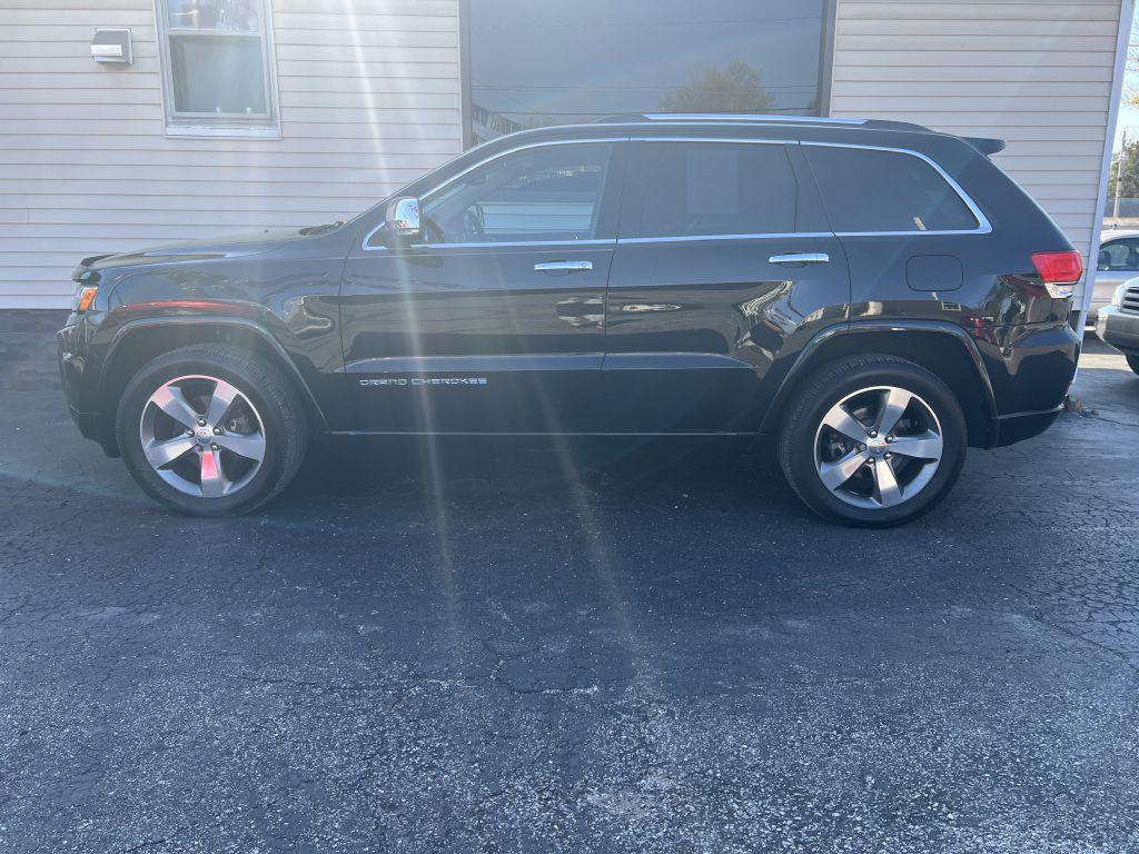 photo of 2014 JEEP GRAND CHEROKEE 4DR