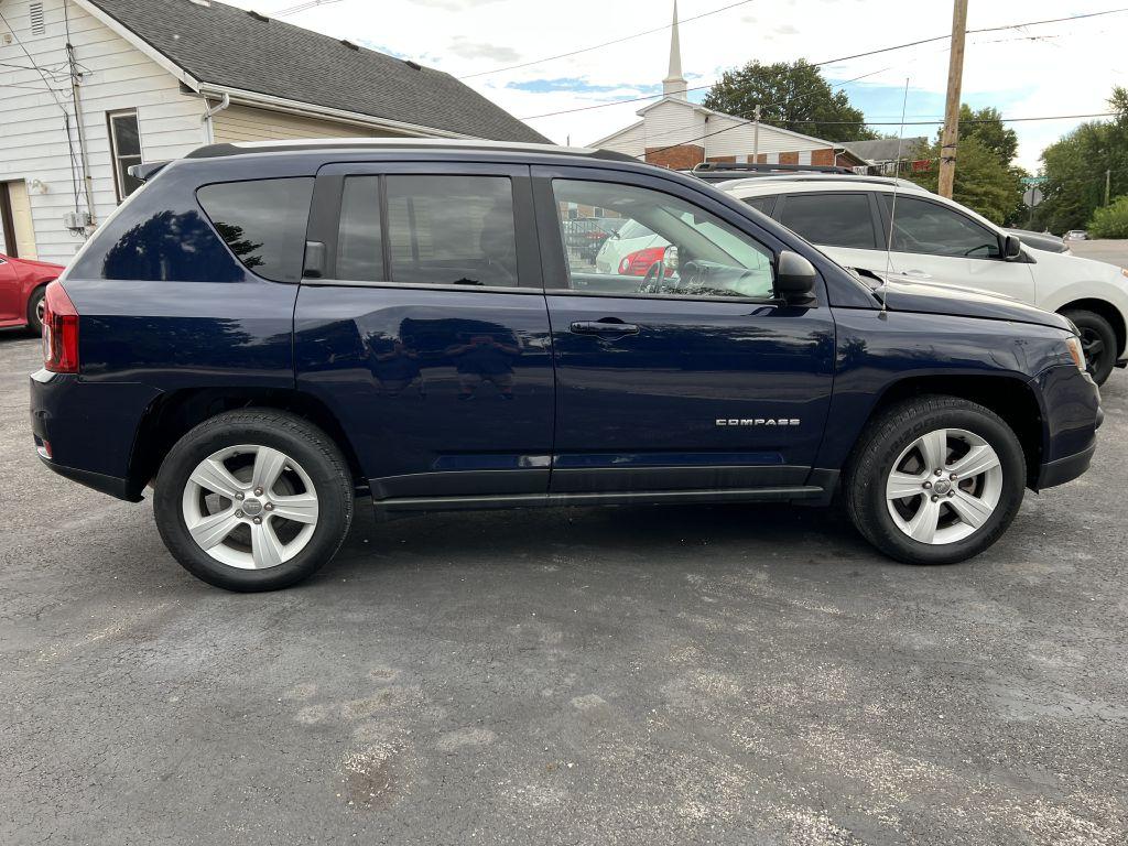 photo of 2016 JEEP COMPASS 4DR