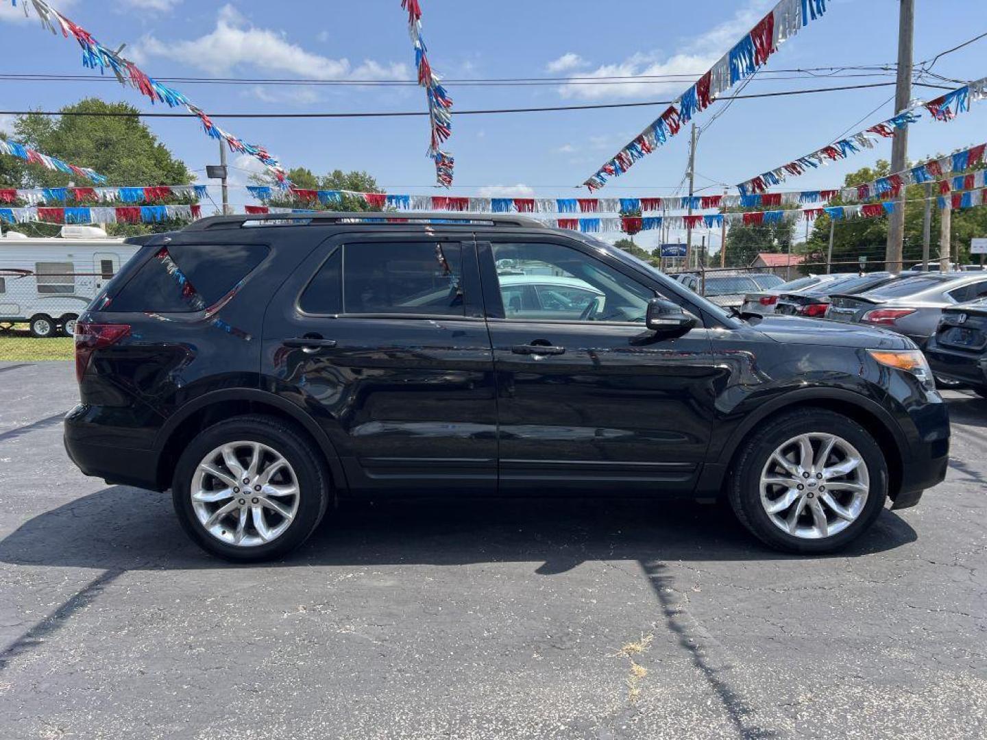 2015 BLACK FORD EXPLORER SPORT (1FM5K8GT5FG) with an 3.5L engine, Automatic transmission, located at 1056 E Riverside Dr, Evansville, IN, 47714, (812) 423-7026, 37.953491, -87.546654 - Photo#0