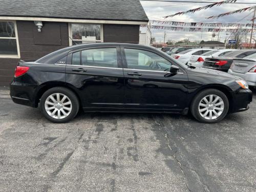 2014 CHRYSLER 200 4DR