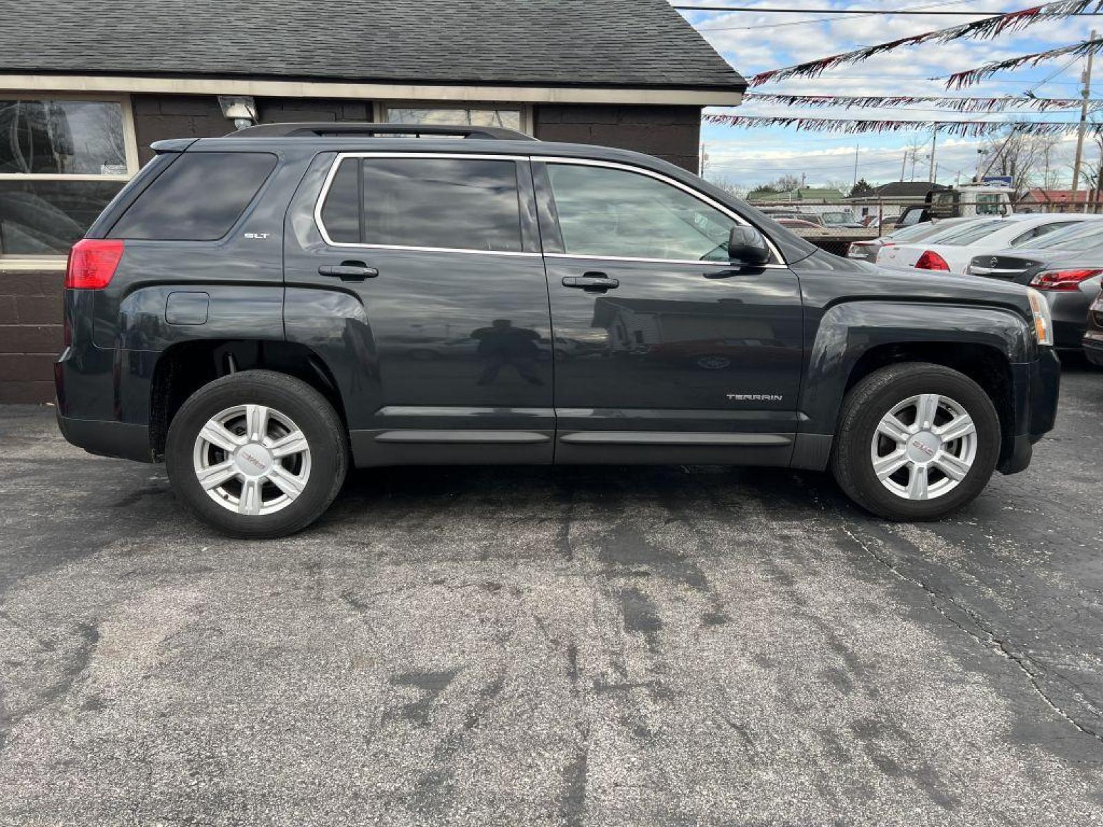 2014 BLACK GMC TERRAIN SLT (2GKFLXEK4E6) with an 2.4L engine, Automatic transmission, located at 1056 E Riverside Dr, Evansville, IN, 47714, (812) 423-7026, 37.953491, -87.546654 - Photo #0