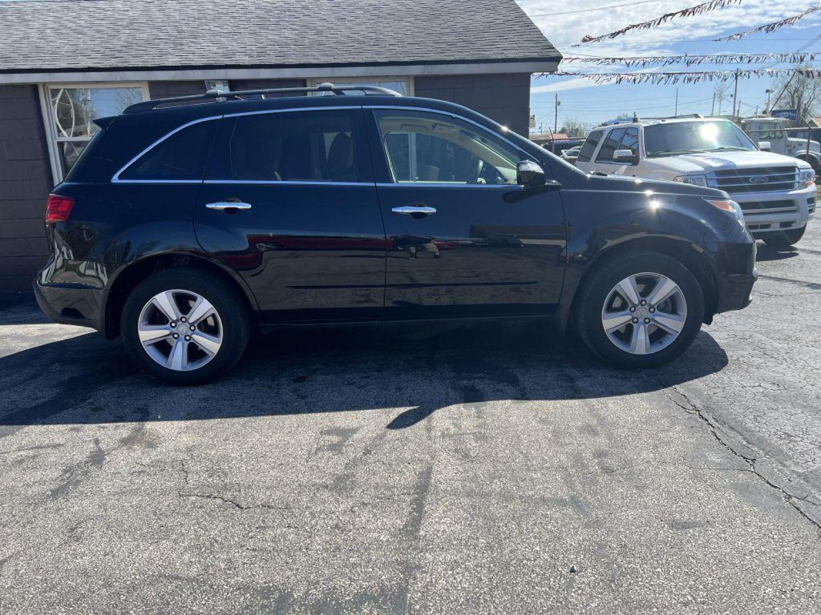 2013 BLACK ACURA MDX (2HNYD2H25DH) with an 3.7L engine, Automatic transmission, located at 1056 E Riverside Dr, Evansville, IN, 47714, (812) 423-7026, 37.953491, -87.546654 - Photo #0