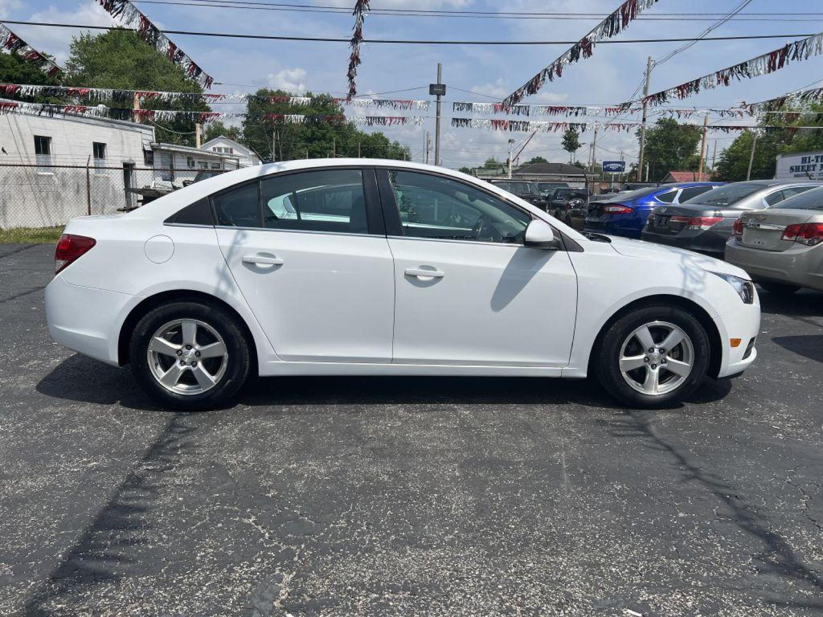 2014 WHITE CHEVROLET CRUZE LT (1G1PC5SB0E7) with an 1.4L engine, Automatic transmission, located at 1056 E Riverside Dr, Evansville, IN, 47714, (812) 423-7026, 37.953491, -87.546654 - Photo #0