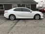2019 WHITE TOYOTA CAMRY XLE (4T1B11HK8KU) with an 2.5L engine, Automatic transmission, located at 1056 E Riverside Dr, Evansville, IN, 47714, (812) 423-7026, 37.953491, -87.546654- Photo#0