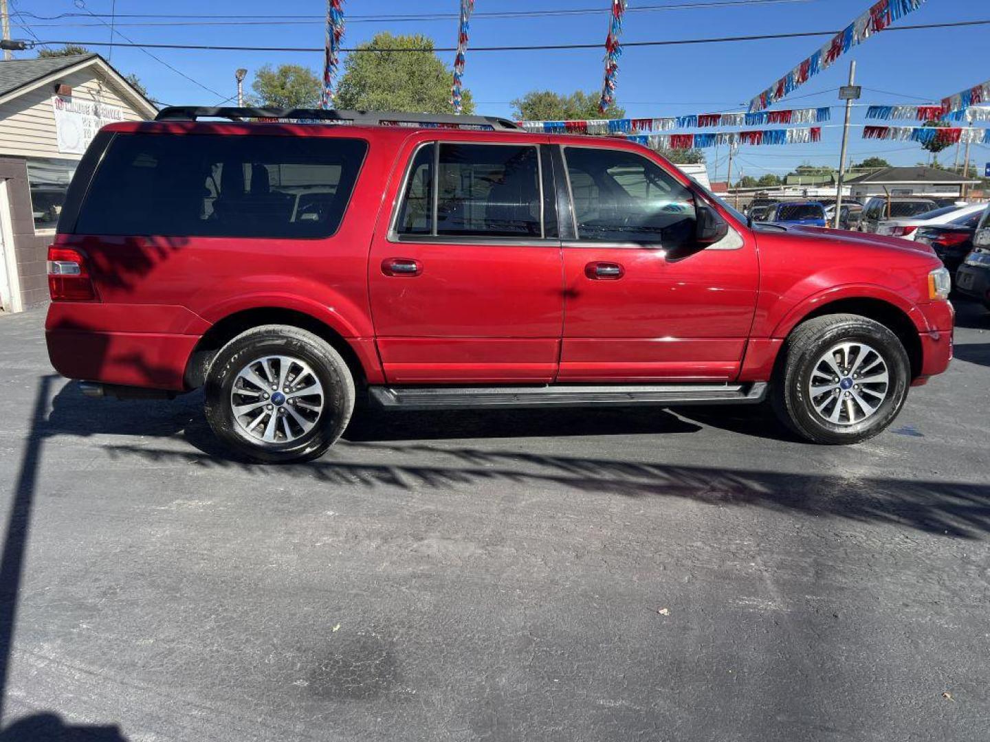 2017 RED FORD EXPEDITION EL XLT (1FMJK1HT2HE) with an 3.5L engine, Automatic transmission, located at 1056 E Riverside Dr, Evansville, IN, 47714, (812) 423-7026, 37.953491, -87.546654 - Photo#0